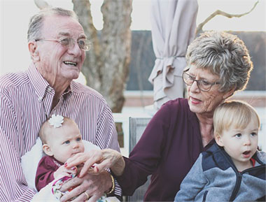 grandparents with grandkids